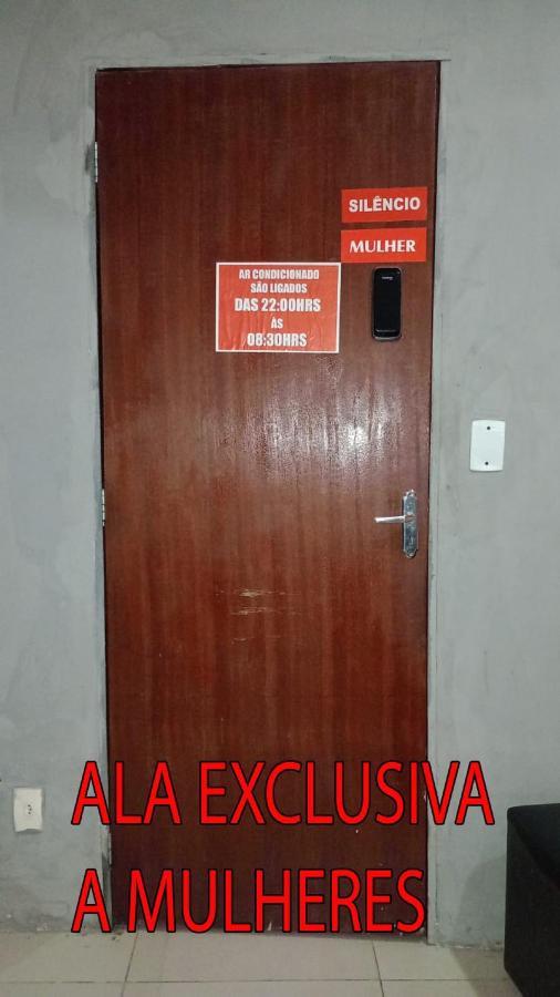 "Le Chat Qui Peche" Hostel A 150 Metros Da Praia De Pajucara Maceió Kültér fotó